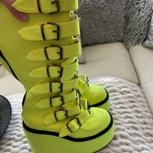 Trinity boots